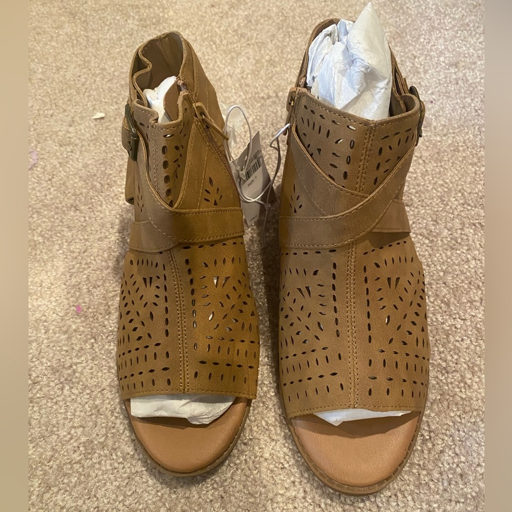 Justice Peep-Toe Zip-up Ankle Boots,  Size 7, NWT
